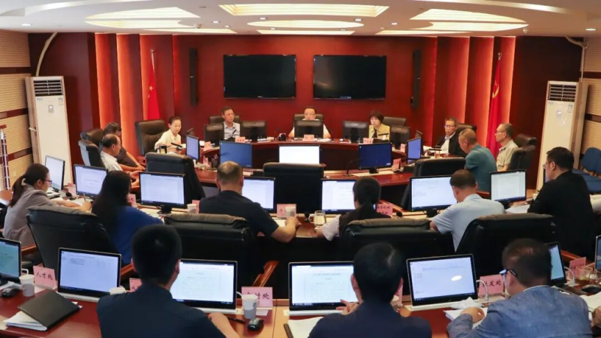 校准政绩观偏差云南省科技厅党组举行理论学习中心组集中学习